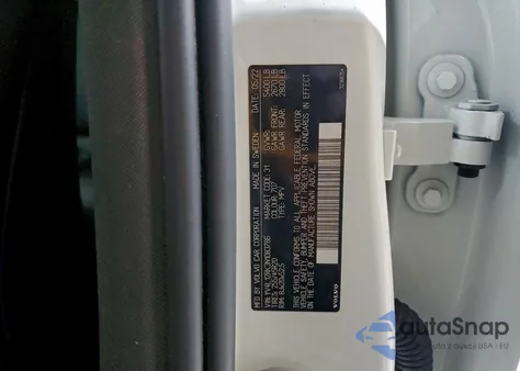 2022 Volvo Xc60 B5 Momentum из США, поврежденный, VIN YV4L12RK3N1083786